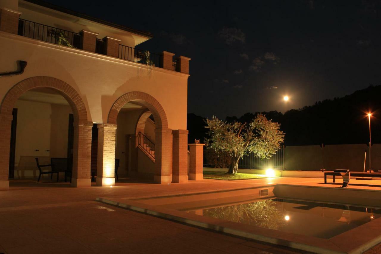 Residence Stella Del Gran Sasso Colledara Kültér fotó