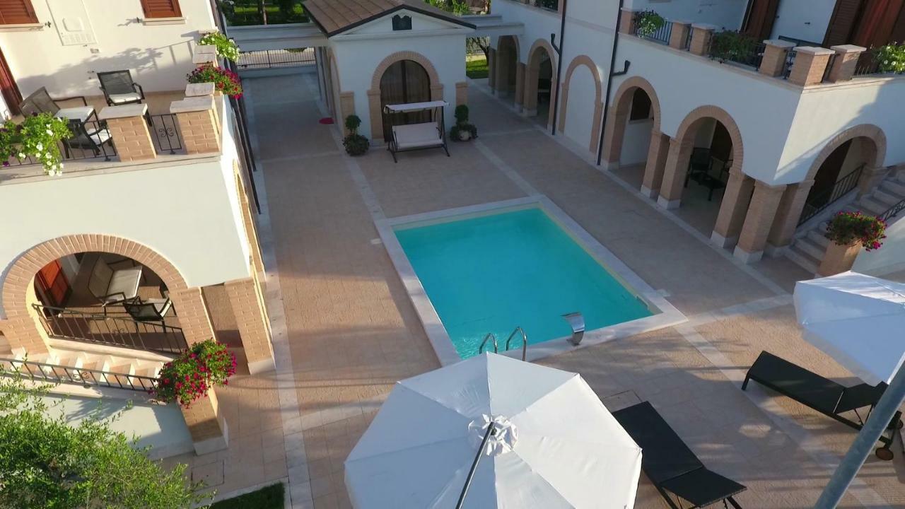 Residence Stella Del Gran Sasso Colledara Kültér fotó
