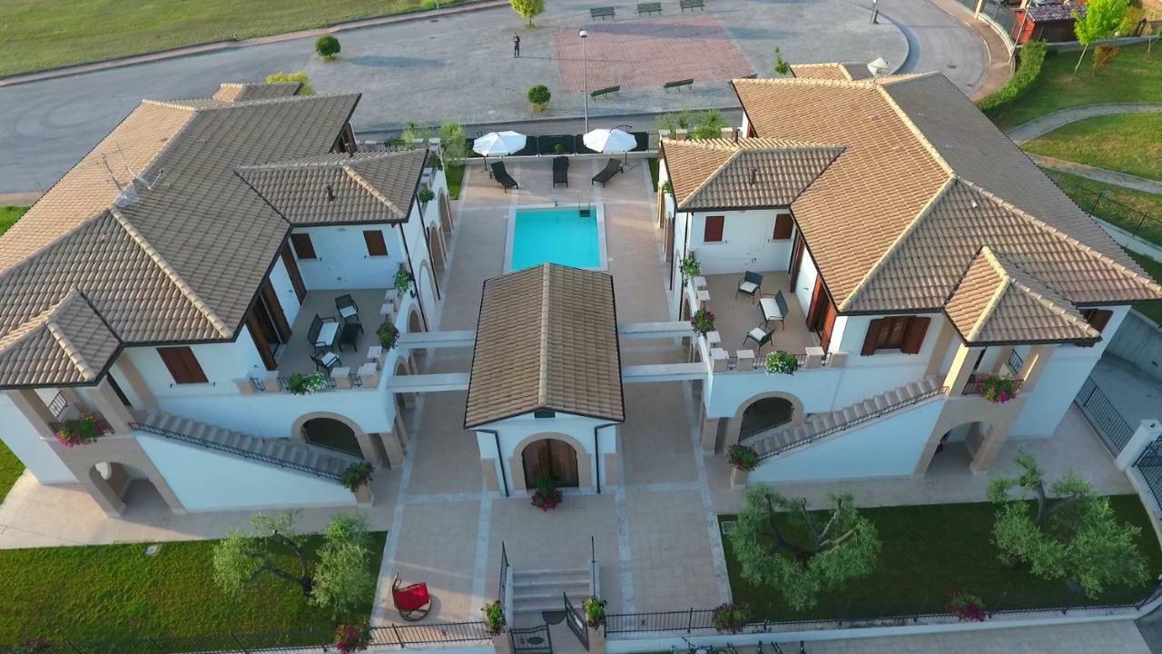 Residence Stella Del Gran Sasso Colledara Kültér fotó