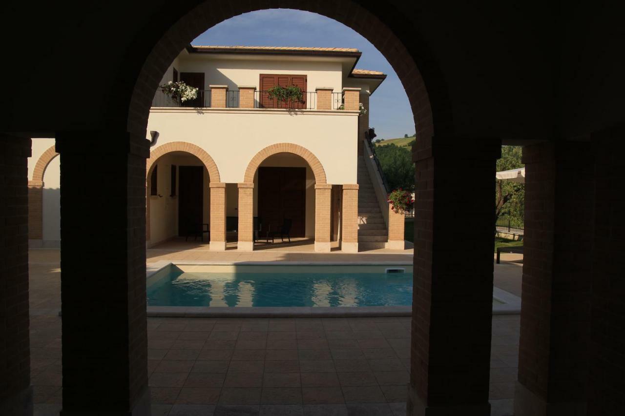Residence Stella Del Gran Sasso Colledara Kültér fotó