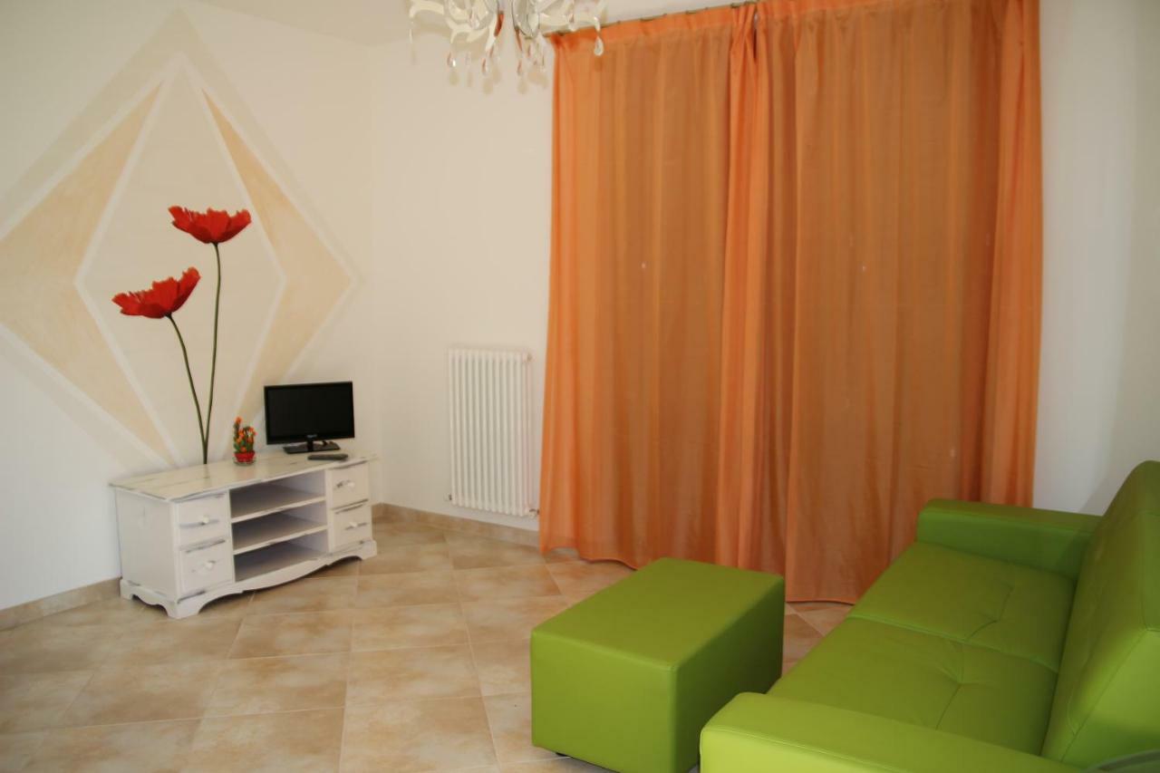 Residence Stella Del Gran Sasso Colledara Kültér fotó